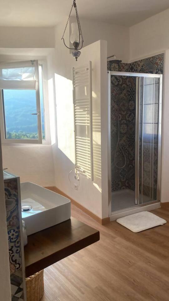 Charme Nel Borgo Appartamento Lina Corniglio Dış mekan fotoğraf